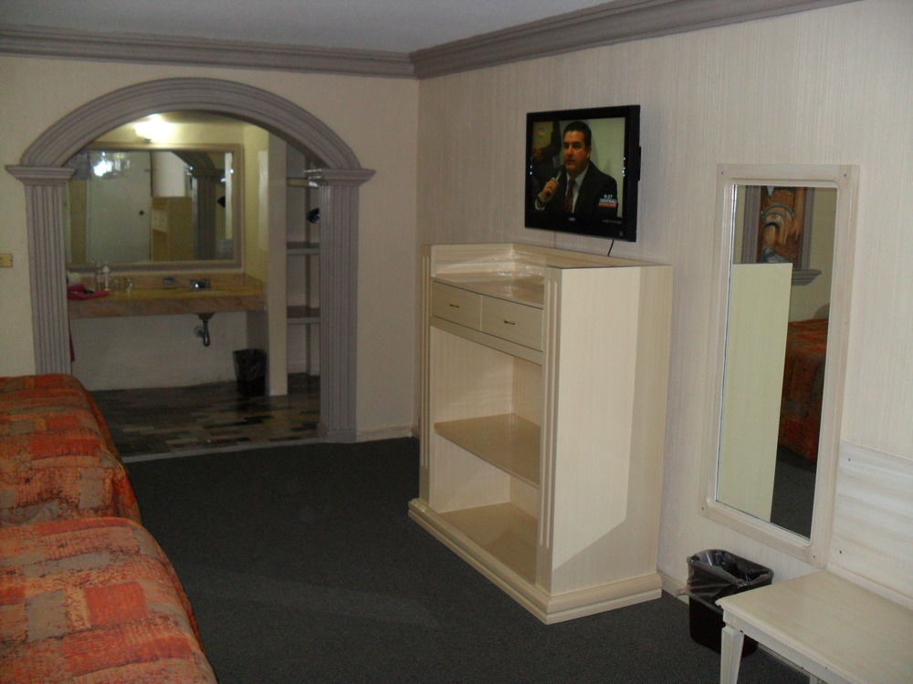 Hotel Flamingo Irapuato Ngoại thất bức ảnh