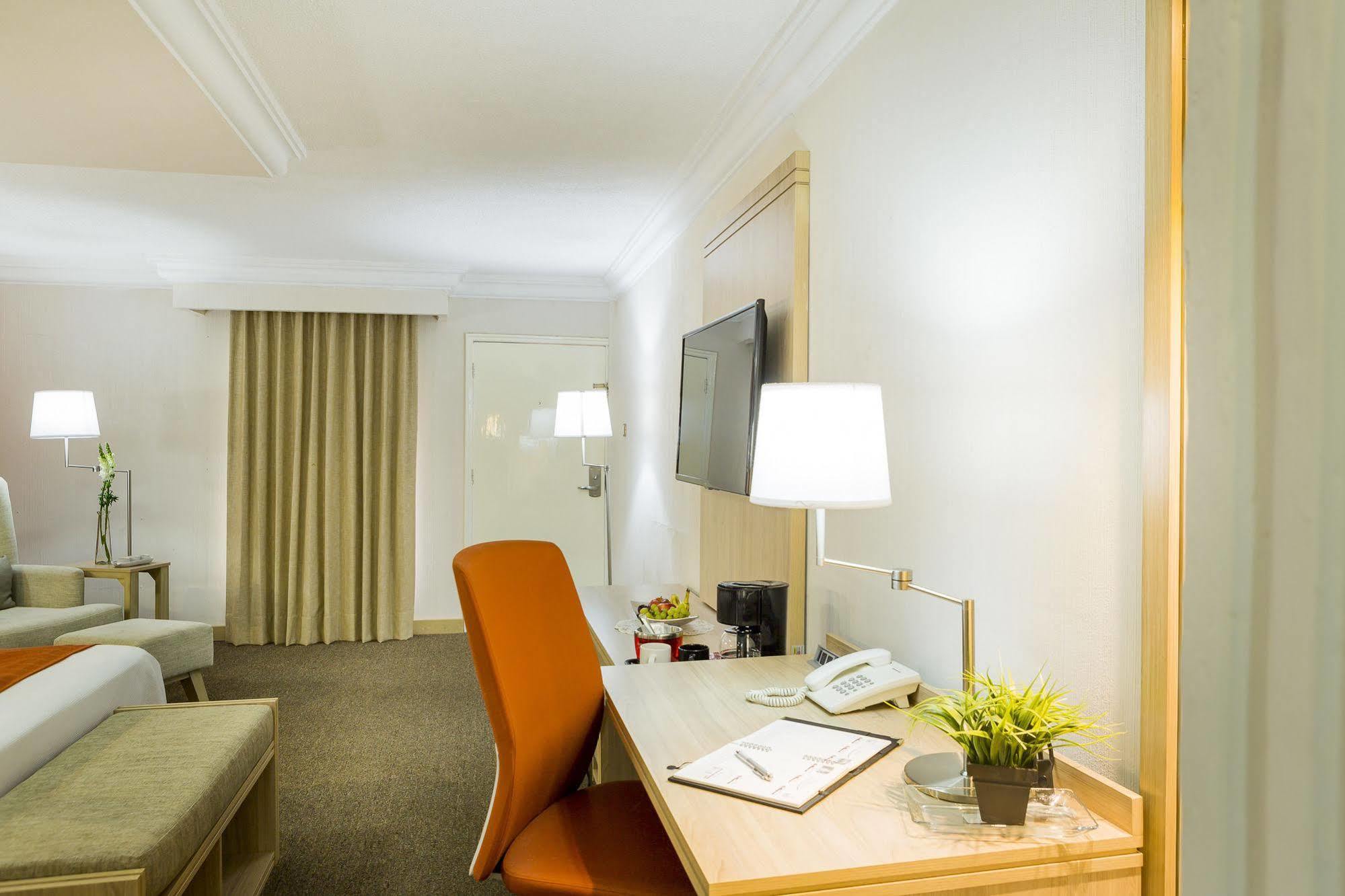 Hotel Flamingo Irapuato Ngoại thất bức ảnh
