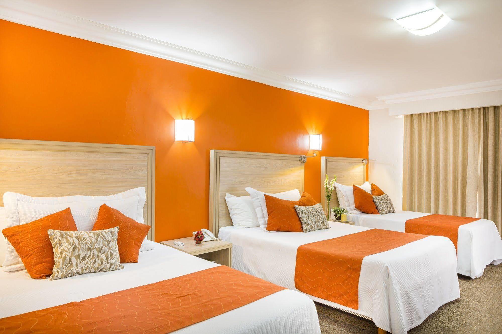 Hotel Flamingo Irapuato Ngoại thất bức ảnh