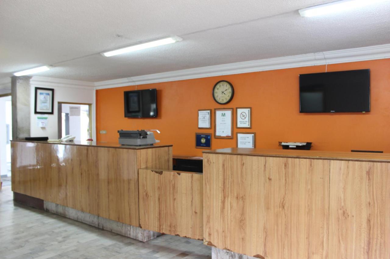 Hotel Flamingo Irapuato Ngoại thất bức ảnh